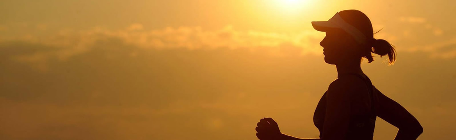 woman exercising representing living a healthy life